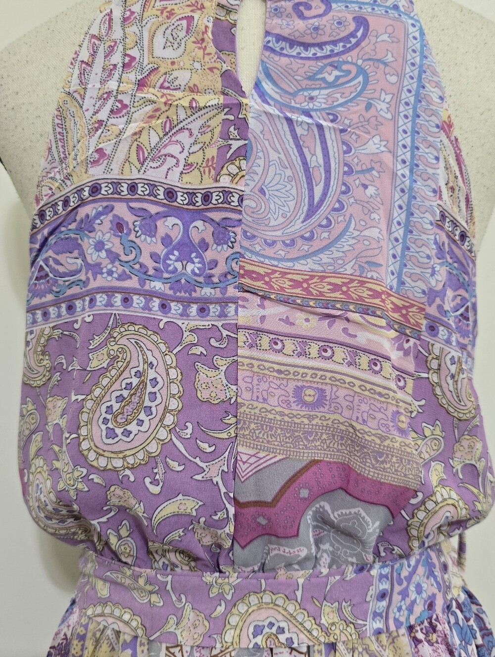 ALMOST PINK size Medium Sleeveless Paisley Print Tie Waist Maxi Dress Purple - Picture 8 of 14